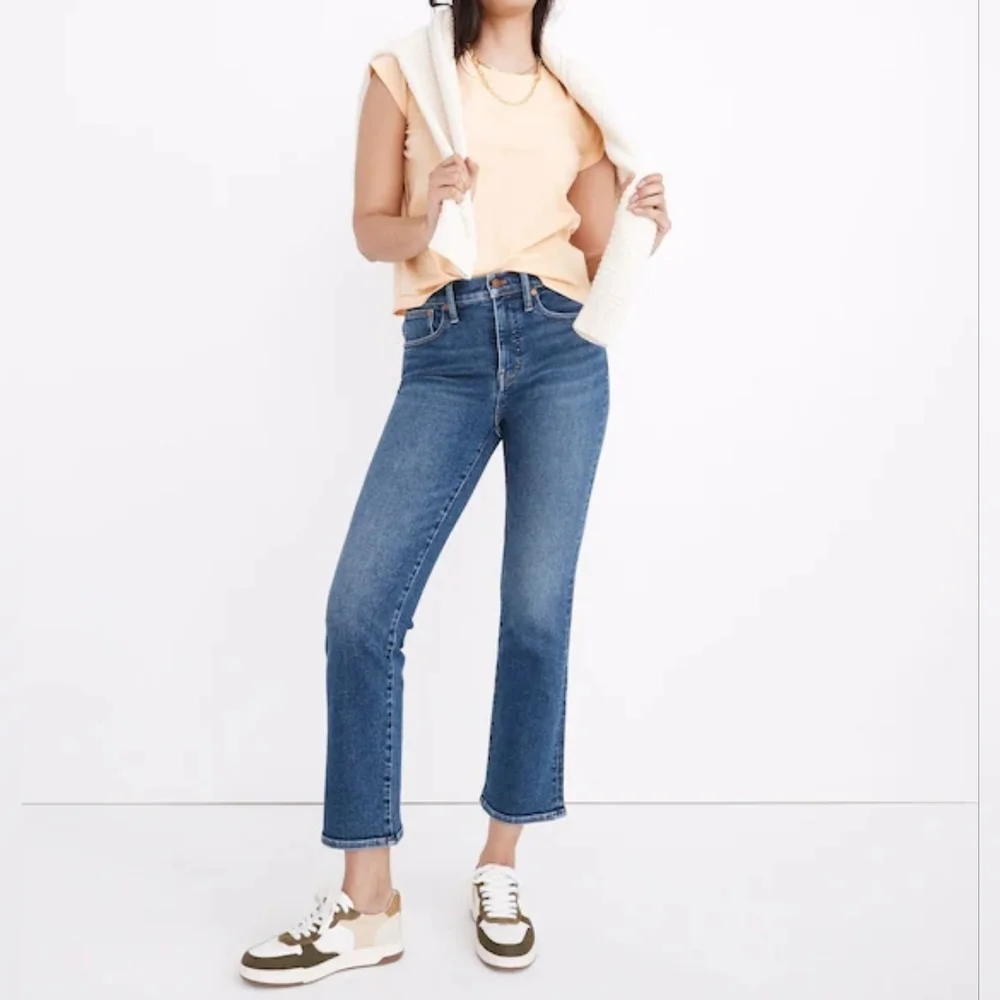 Madewell Jeans Cali Demi Boot Blue Distressed Size T33
